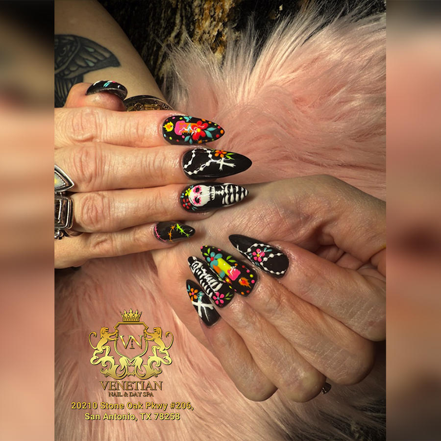Halloween nail style
